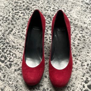 Stuart Weitzman Suede wedge shoe. Excellent condition. Size 81/2